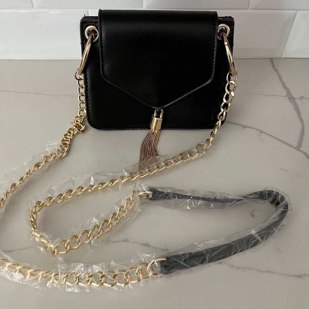 Mari Woman Black Mini Chain Crossbag